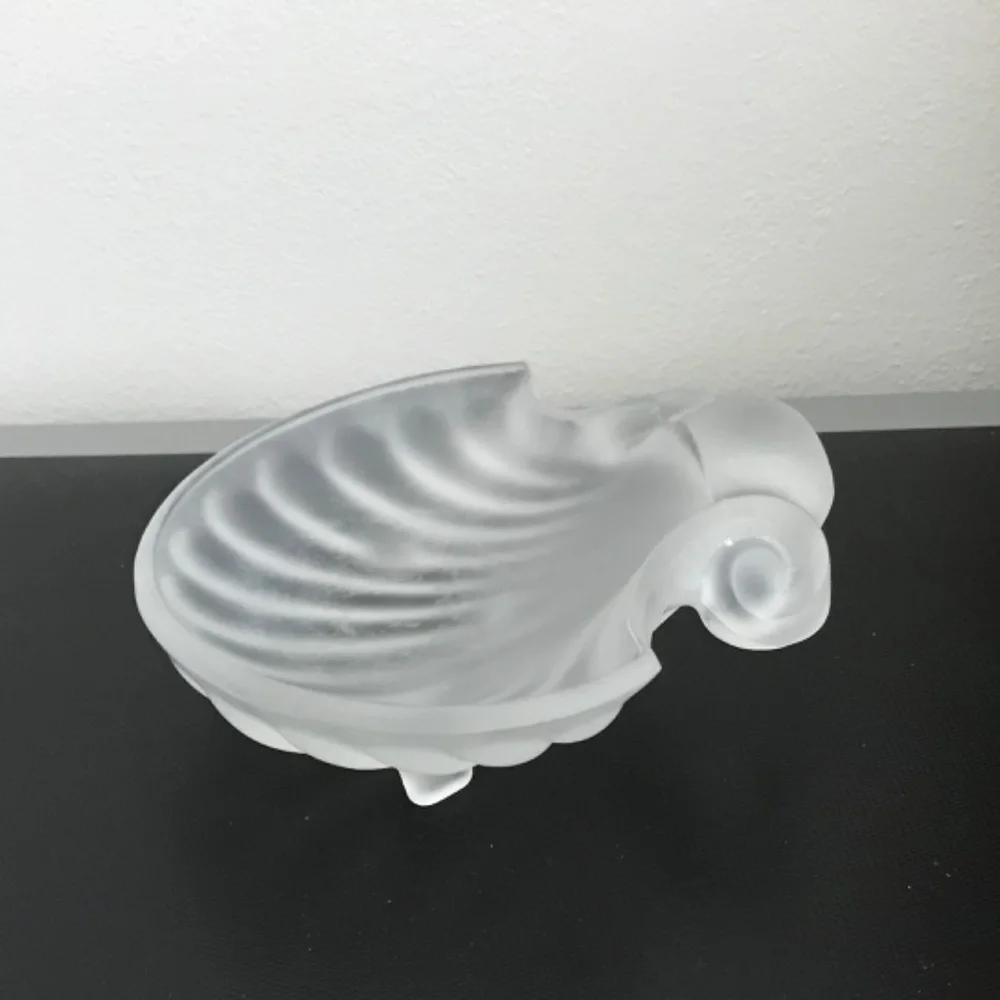 Heavy Glass Shell Shaped Dish Soap Bathroom Decor